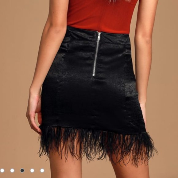 NWOT Hooked On You Black Satin Feather Mini Skirt - Picture 2 of 3